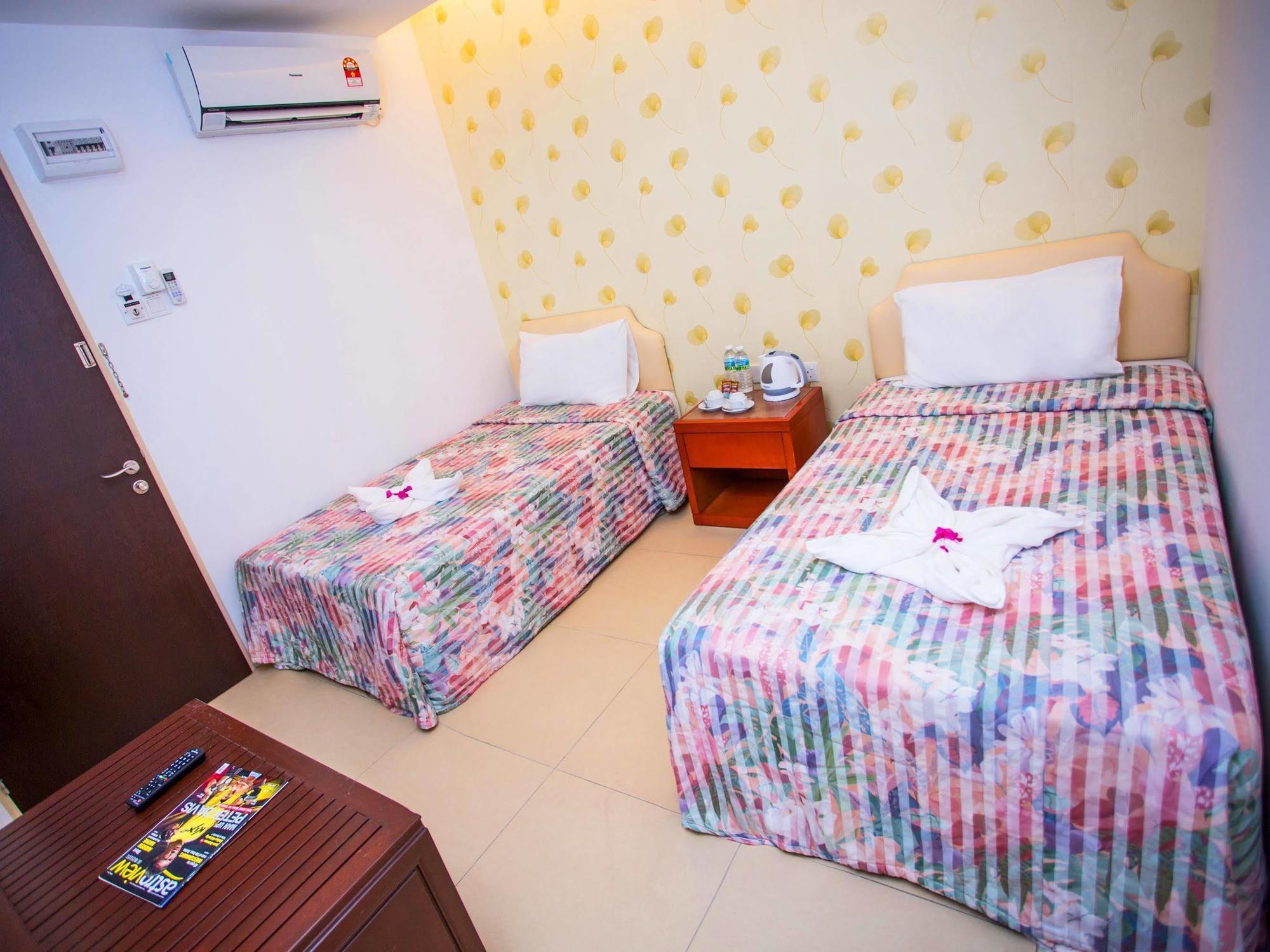 Kb50 Guesthouse Kuantan Buitenkant foto